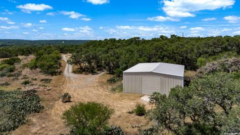 916 Private Road 2532 Mico TX 78056