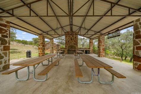 916 Private Road 2532 Mico TX 78056