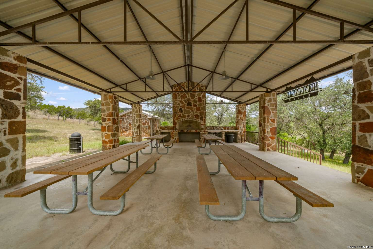 916 Private Road 2532 Mico TX 78056