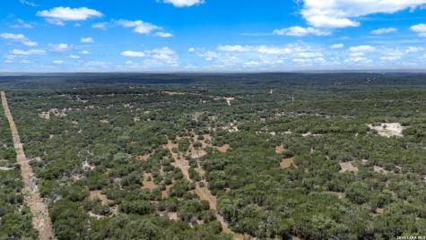 916 Private Road 2532 Mico TX 78056