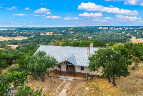 7625 N State Highway 16 Fredericksburg TX 78624