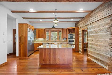7625 N State Highway 16 Fredericksburg TX 78624