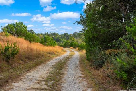 7625 N State Highway 16 Fredericksburg TX 78624