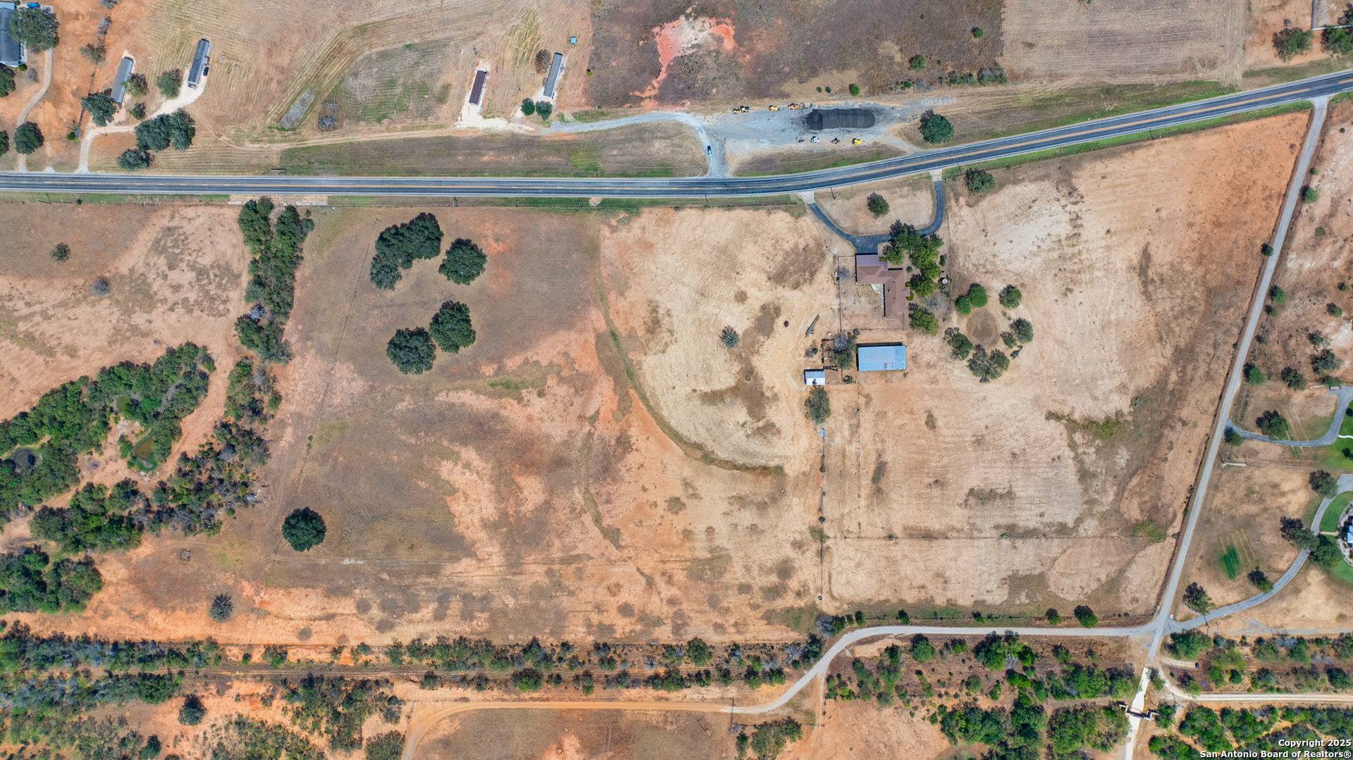 550 Bus Loop 181 S Floresville TX 78114
