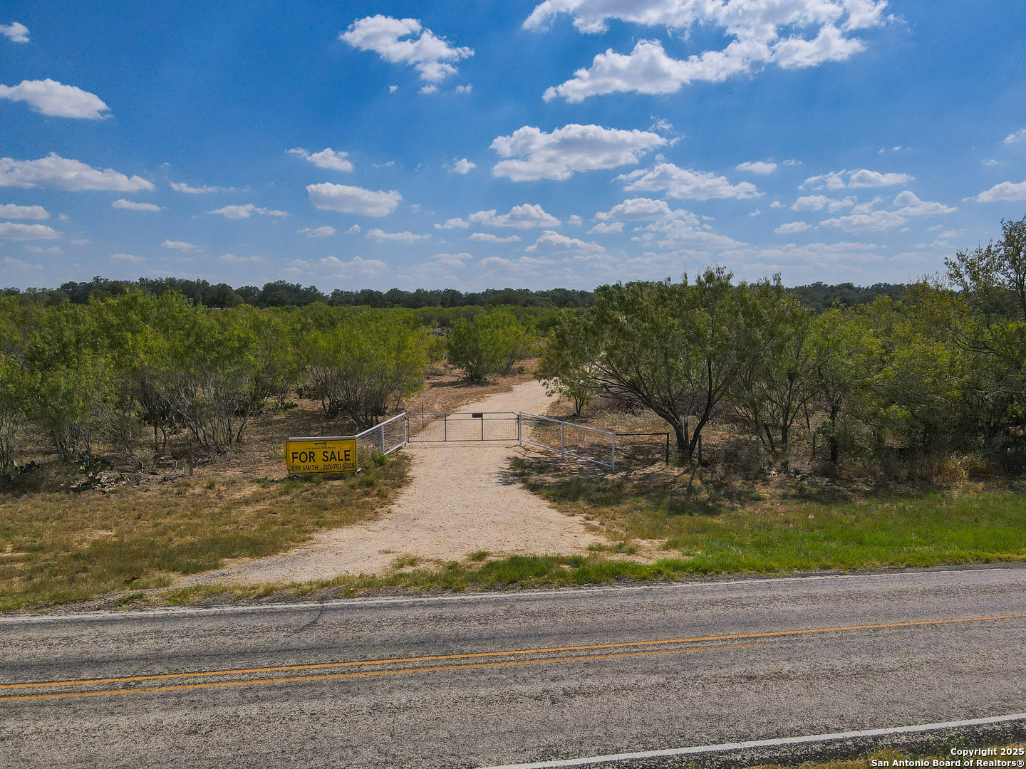 0 Fm 2200 Devine TX 78016