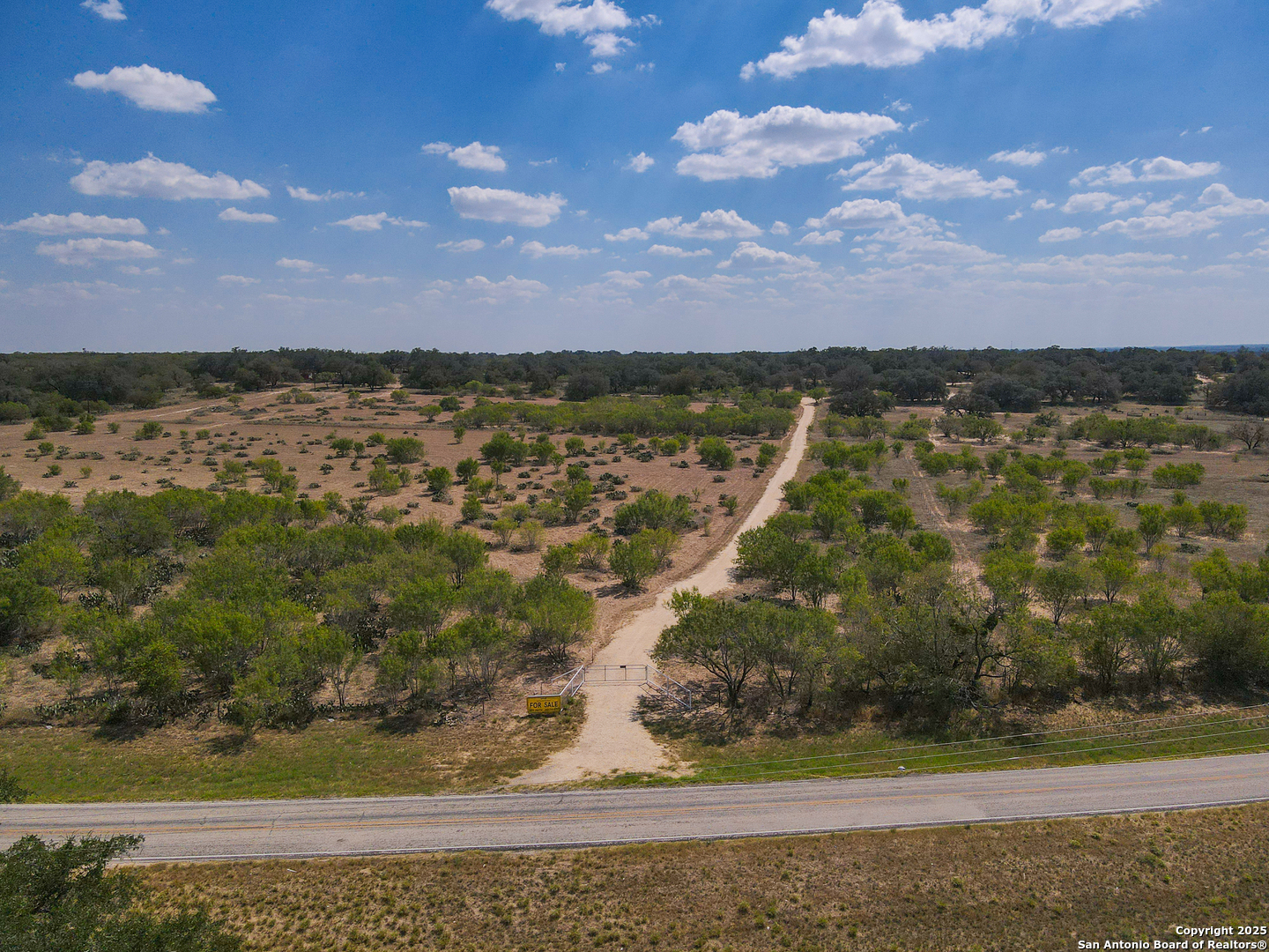 0 Fm 2200 Devine TX 78016