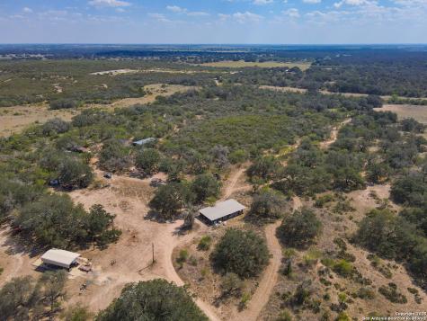 0 Fm 2200 Devine TX 78016