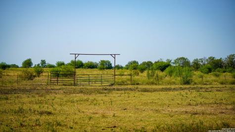 2525 Fm 2623 Seguin TX 78155