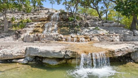 240 Pikes Peak Road Kerrville TX 78028