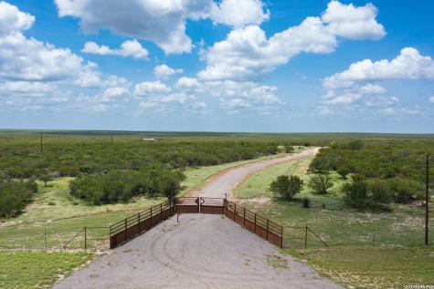 0000 Highway 44 Freer TX 78357
