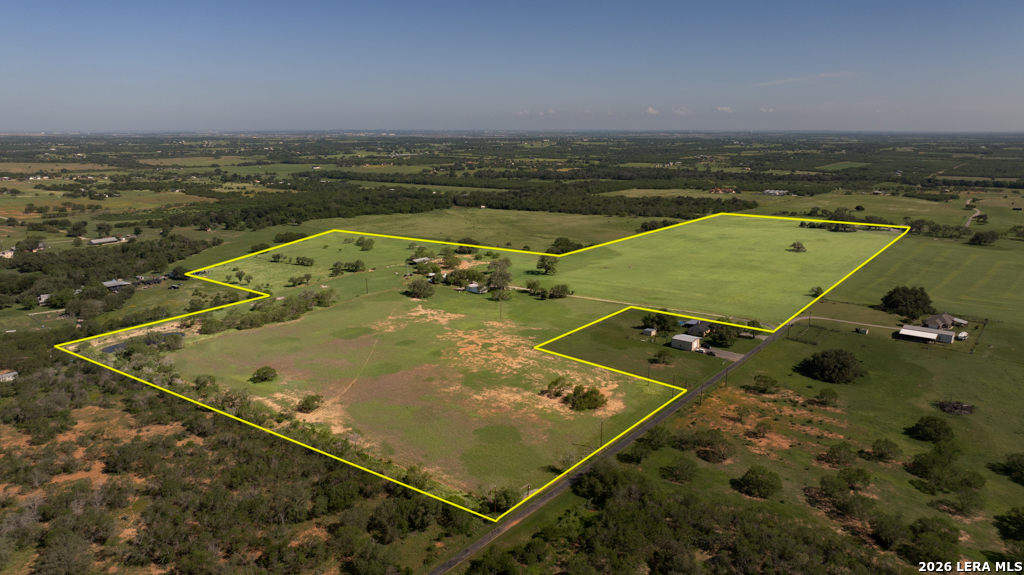 13587 Us Highway 87 S Adkins TX 78101