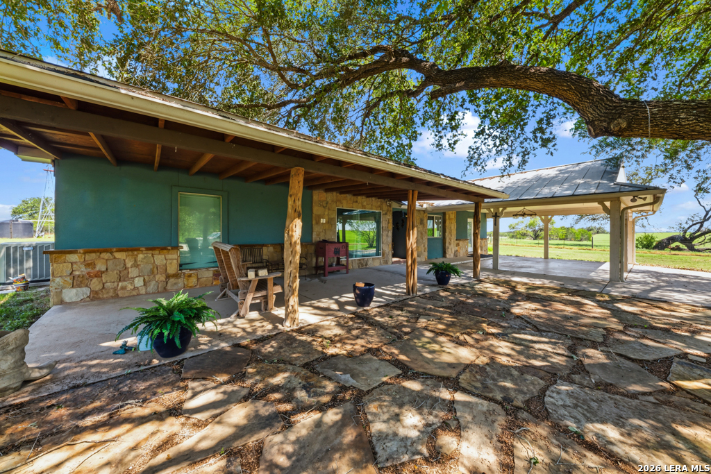 13587 Us Highway 87 S Adkins TX 78101