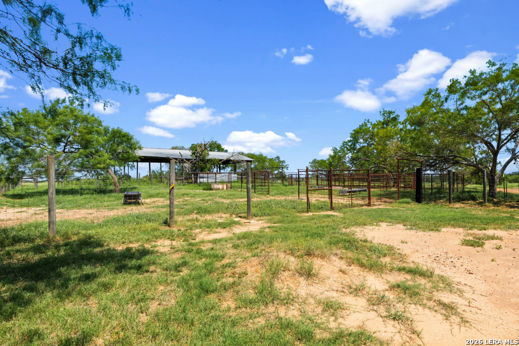 13587 Us Highway 87 S Adkins TX 78101