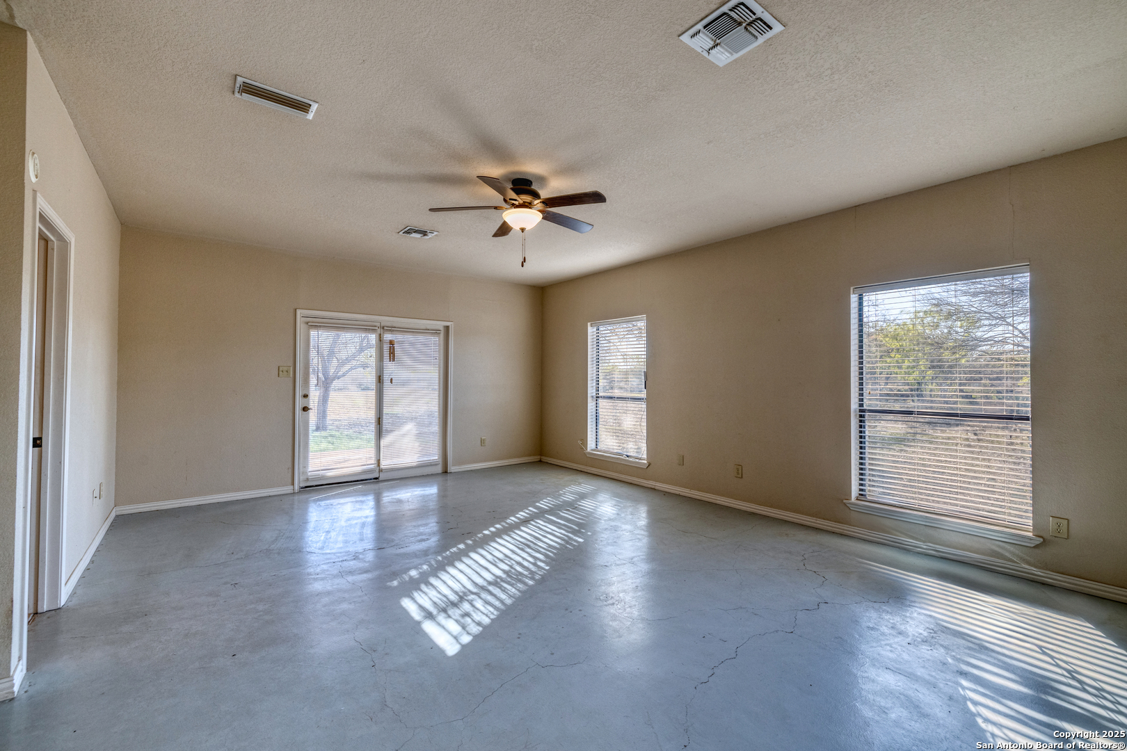 115 Private Road 4455 (A) Uvalde TX 78801