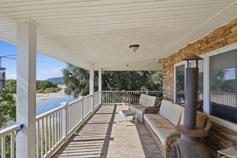 3966 Ranch Road 335 Barksdale TX 78801
