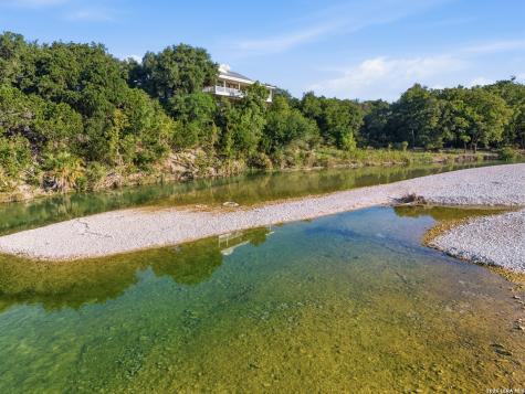 3966 Ranch Road 335 Barksdale TX 78801