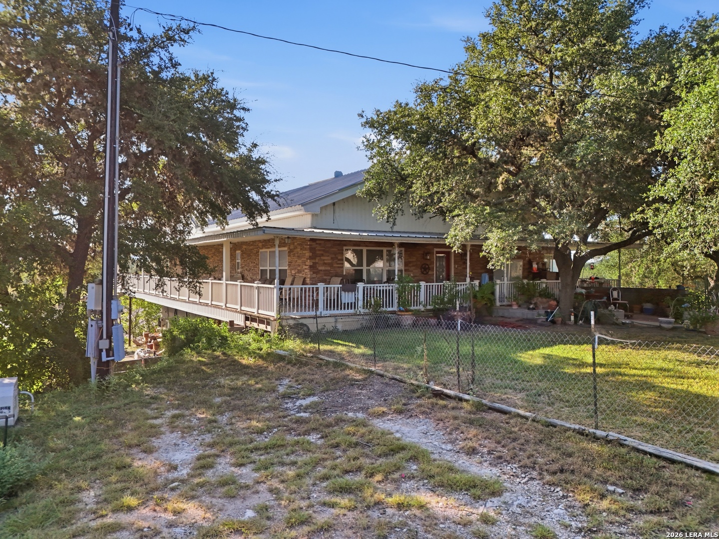 3966 Ranch Road 335 Barksdale TX 78801