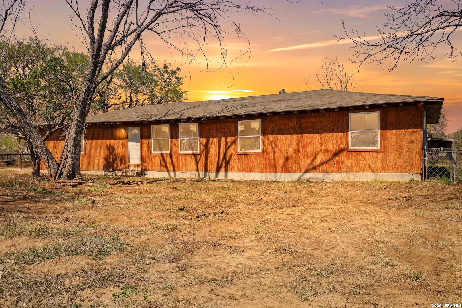 11515 Ford Adkins TX 78101