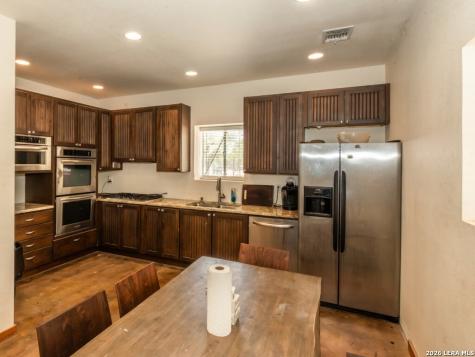 24 Sir David Lane Poteet TX 78065