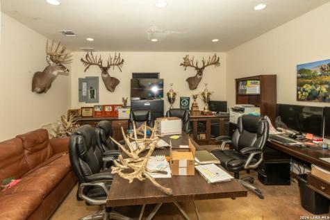 24 Sir David Lane Poteet TX 78065