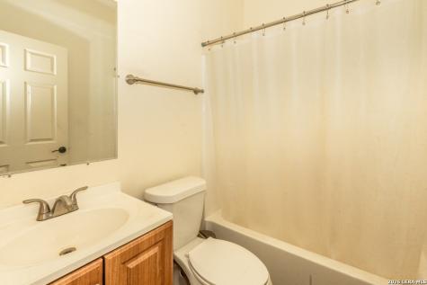 24 Sir David Lane Poteet TX 78065