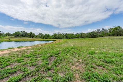 24 Sir David Lane Poteet TX 78065