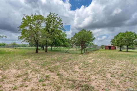 24 Sir David Lane Poteet TX 78065