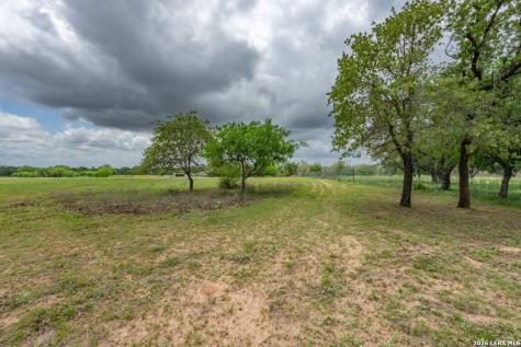 24 Sir David Lane Poteet TX 78065