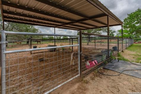 24 Sir David Lane Poteet TX 78065