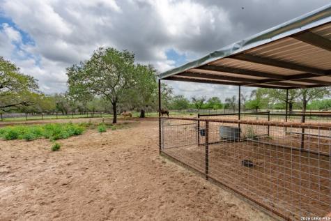24 Sir David Lane Poteet TX 78065