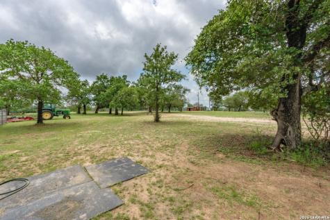 24 Sir David Lane Poteet TX 78065
