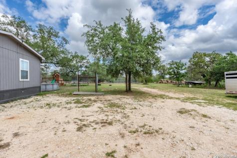24 Sir David Lane Poteet TX 78065