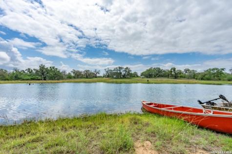 24 Sir David Lane Poteet TX 78065