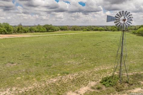 24 Sir David Lane Poteet TX 78065