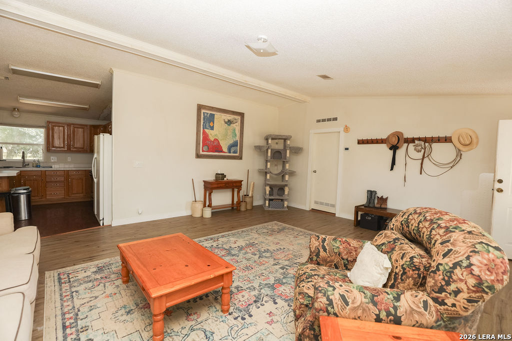 16658 N Us Highway 377 London TX 76854