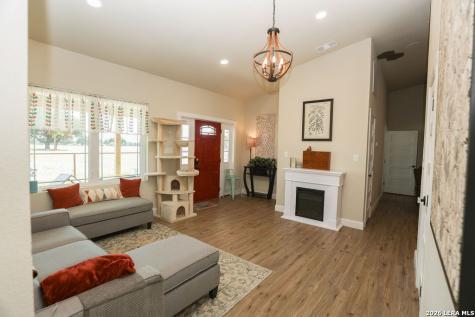 16658 N Us Highway 377 London TX 76854