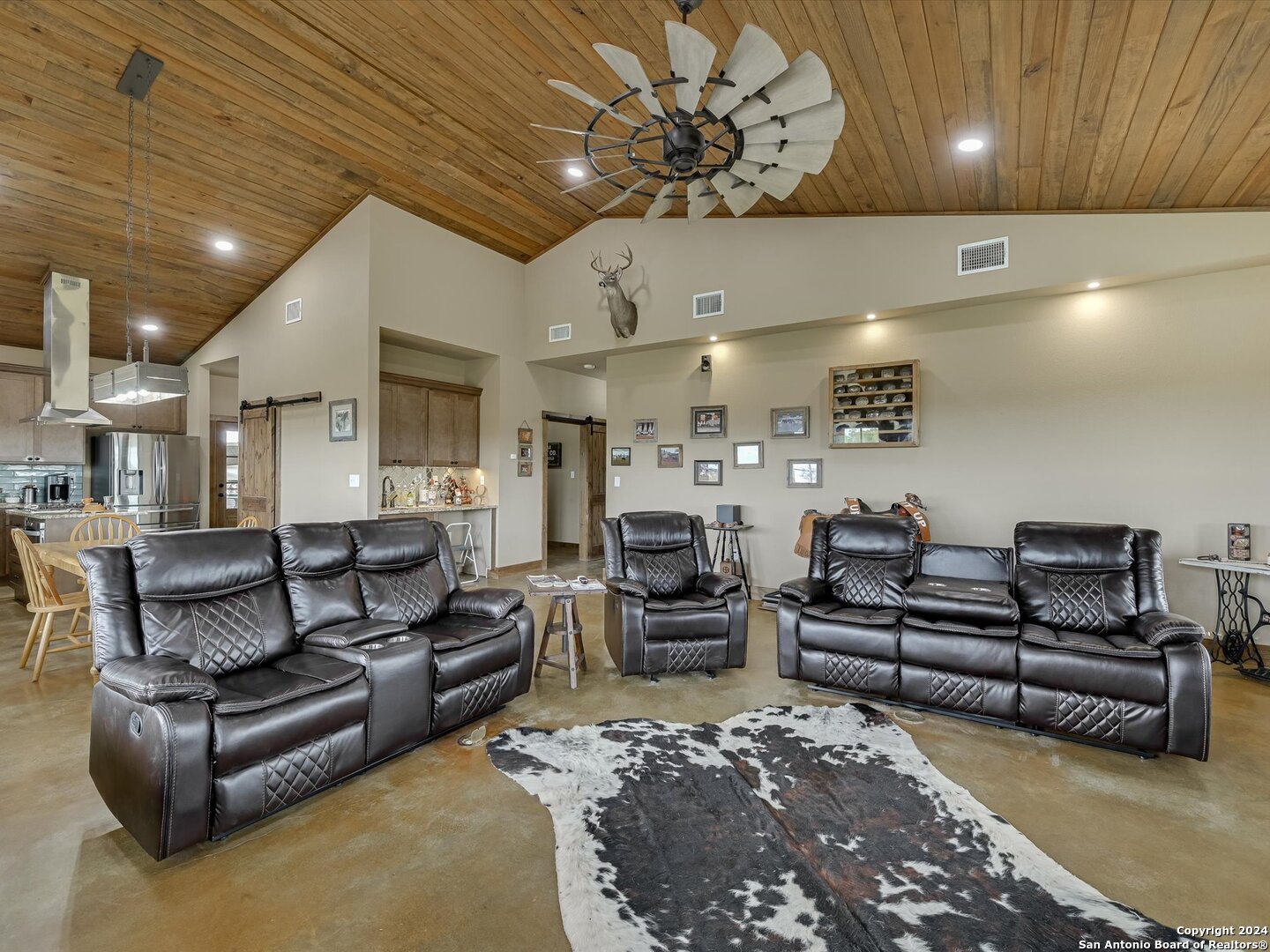 14325 Fm 619 Coupland TX 78615