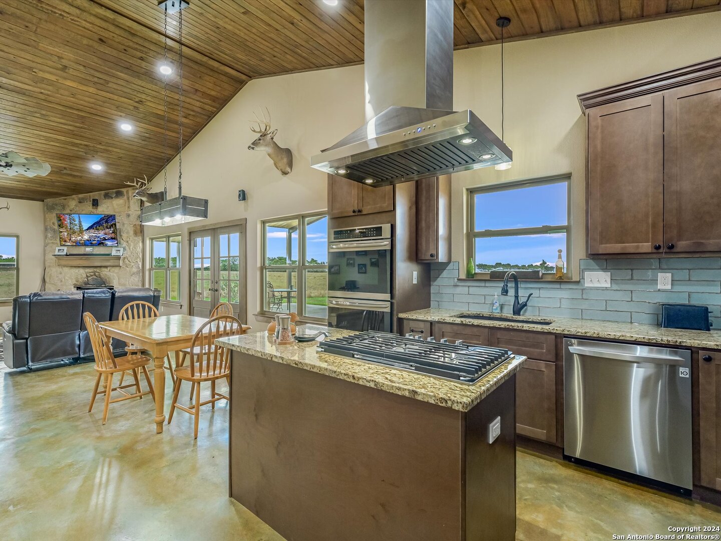 14325 Fm 619 Coupland TX 78615