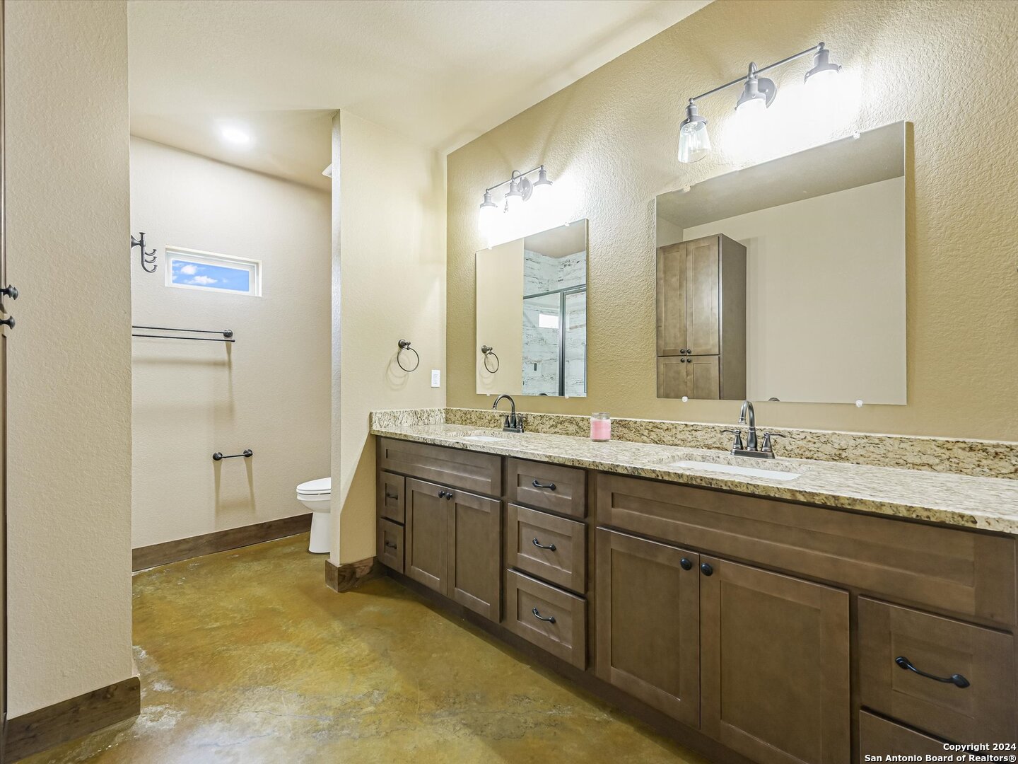 14325 Fm 619 Coupland TX 78615