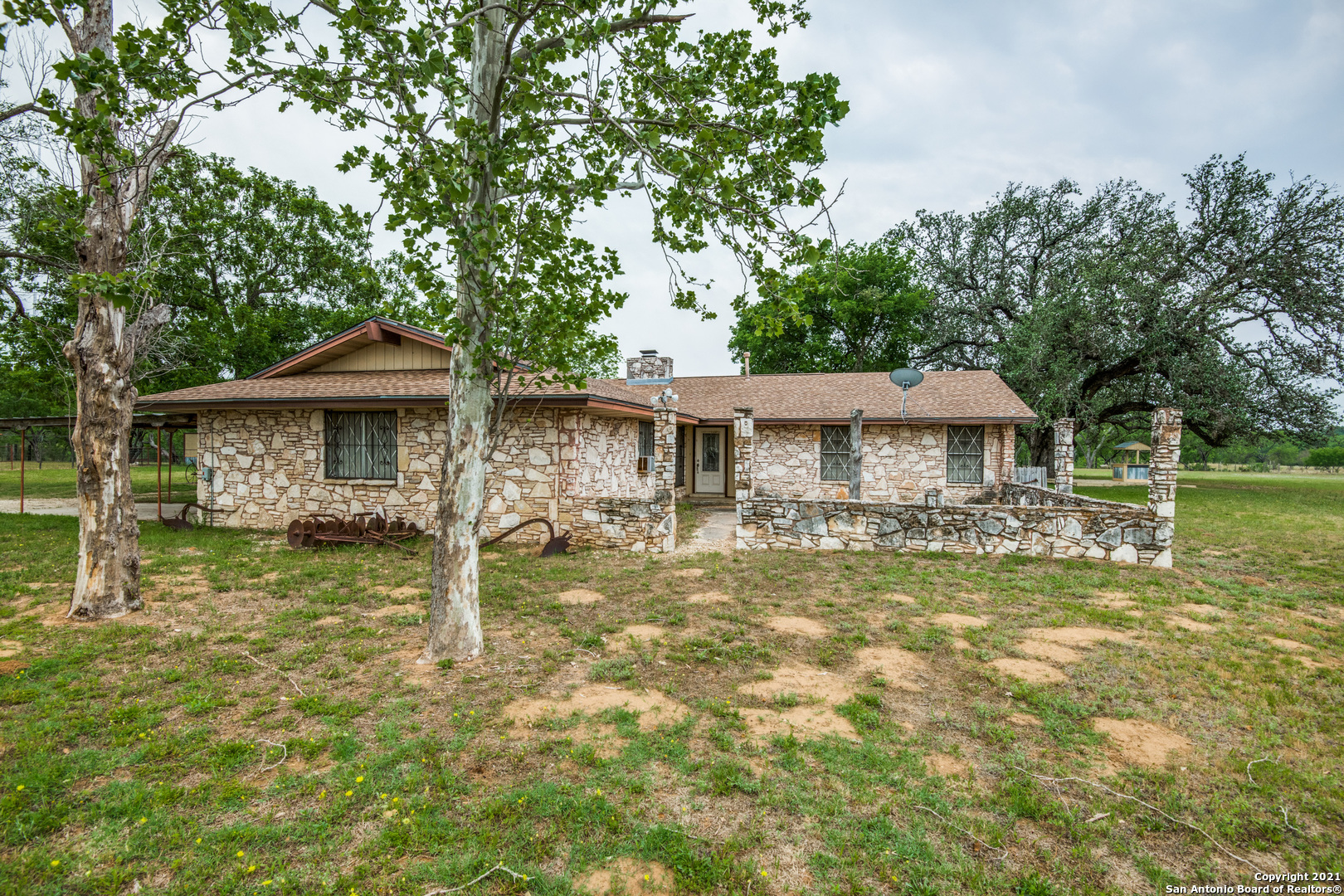 10690 Elmendorf Lavernia Road San Antonio TX 78223