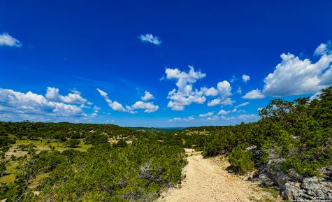 380 Holiday Road Comfort TX 78013