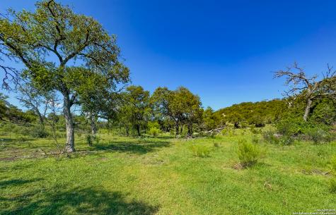 380 Holiday Road Comfort TX 78013