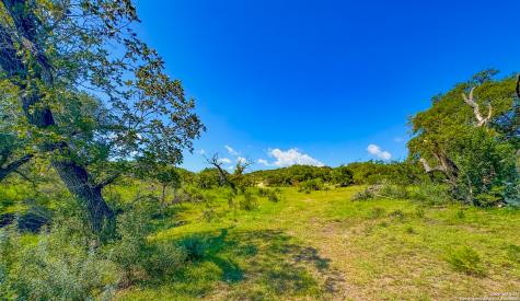 380 Holiday Road Comfort TX 78013