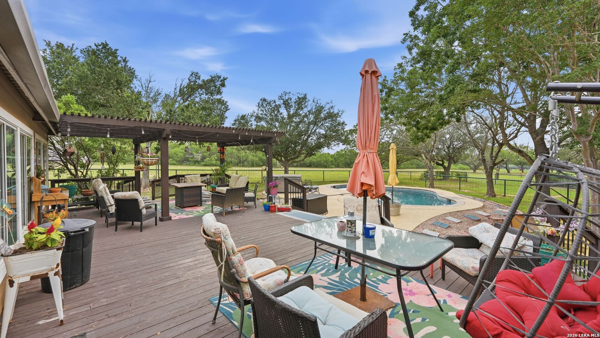 3833 County Road 2880 Bigfoot TX 78005