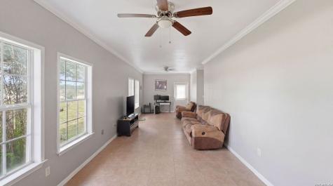 3833 County Road 2880 Bigfoot TX 78005