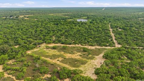 3833 County Road 2880 Bigfoot TX 78005