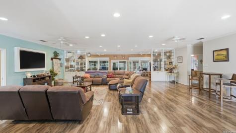 3833 County Road 2880 Bigfoot TX 78005