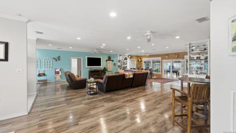 3833 County Road 2880 Bigfoot TX 78005