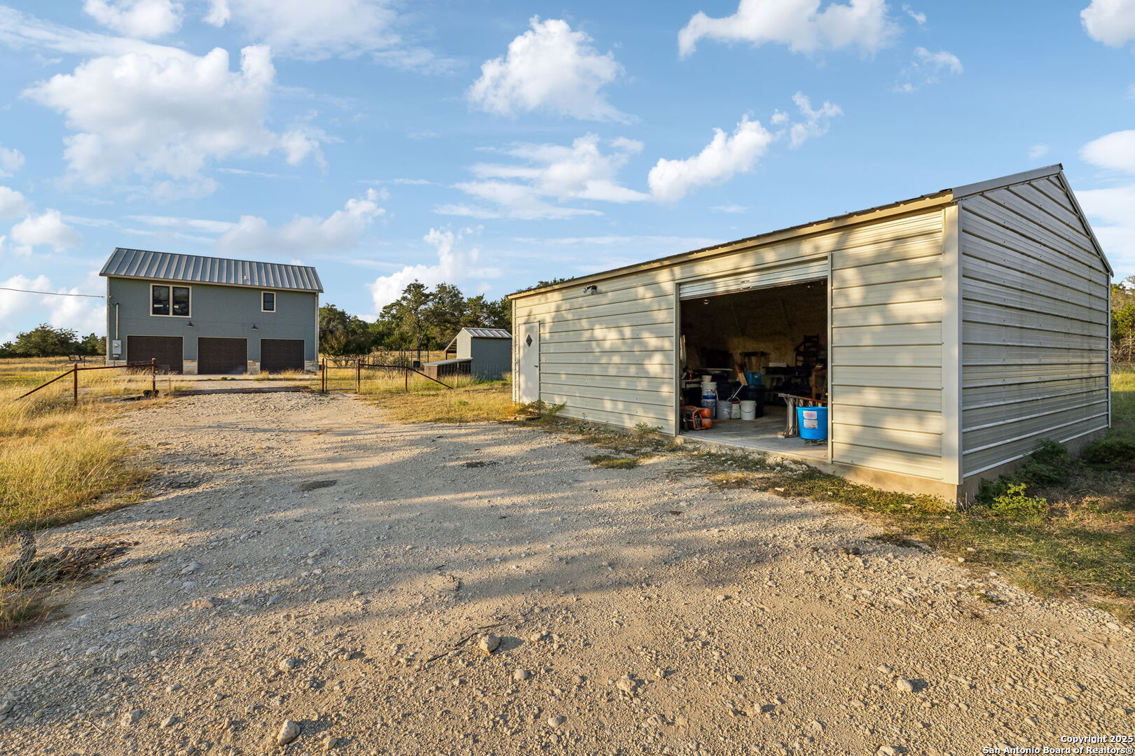 232 N Stoneleigh Road Center Point TX 78010