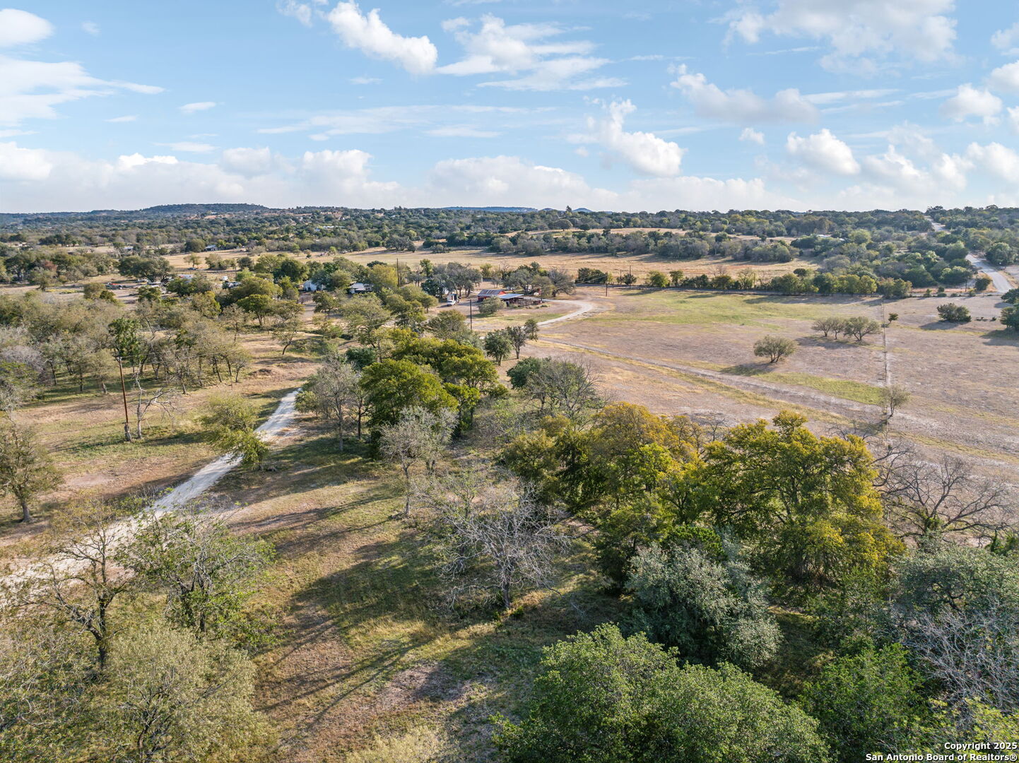 232 N Stoneleigh Road Center Point TX 78010
